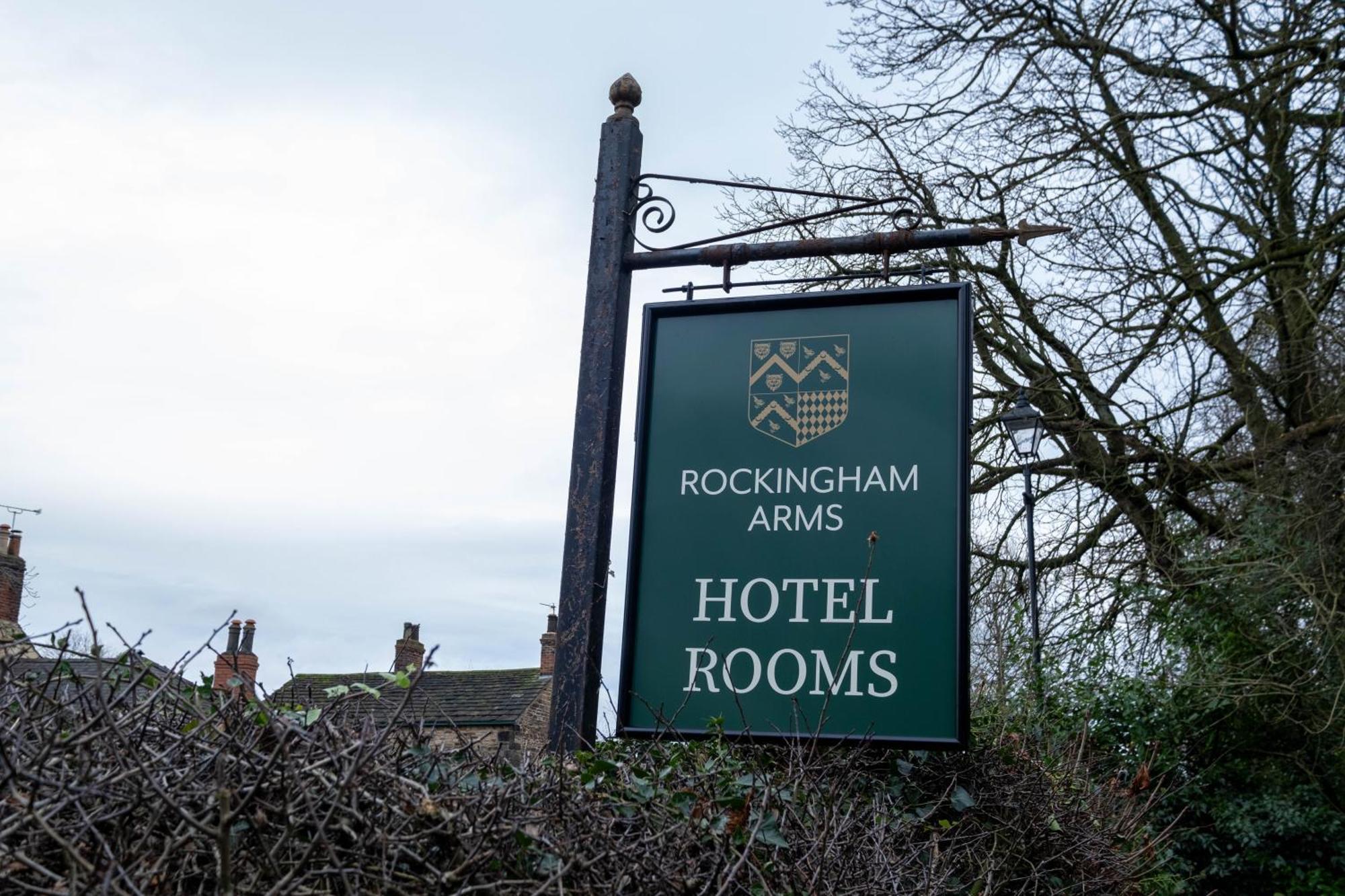 Rockingham Arms By Greene King Inns Wentworth  المظهر الخارجي الصورة