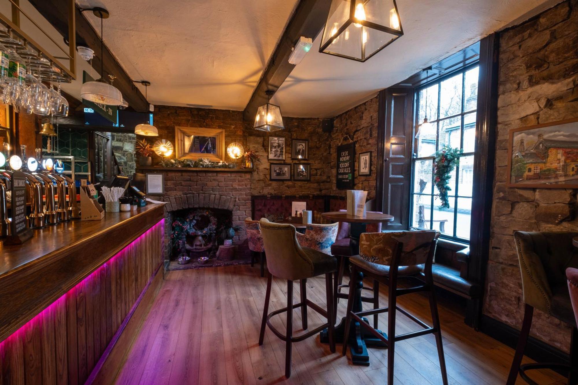 Rockingham Arms By Greene King Inns Wentworth  المظهر الخارجي الصورة